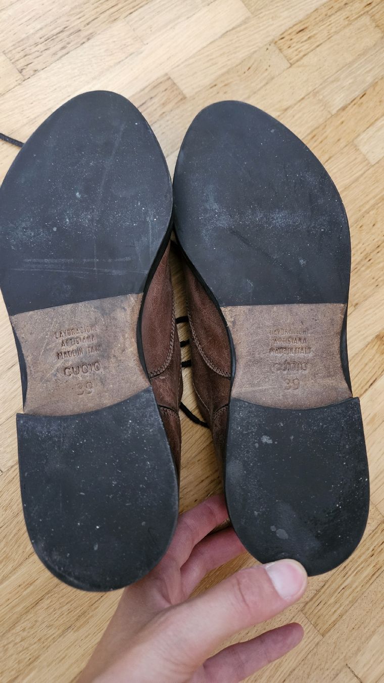 Scarpe da donna: Derbies en cuir brun taille 39  – Usato da Vevey venduto da Macca 1