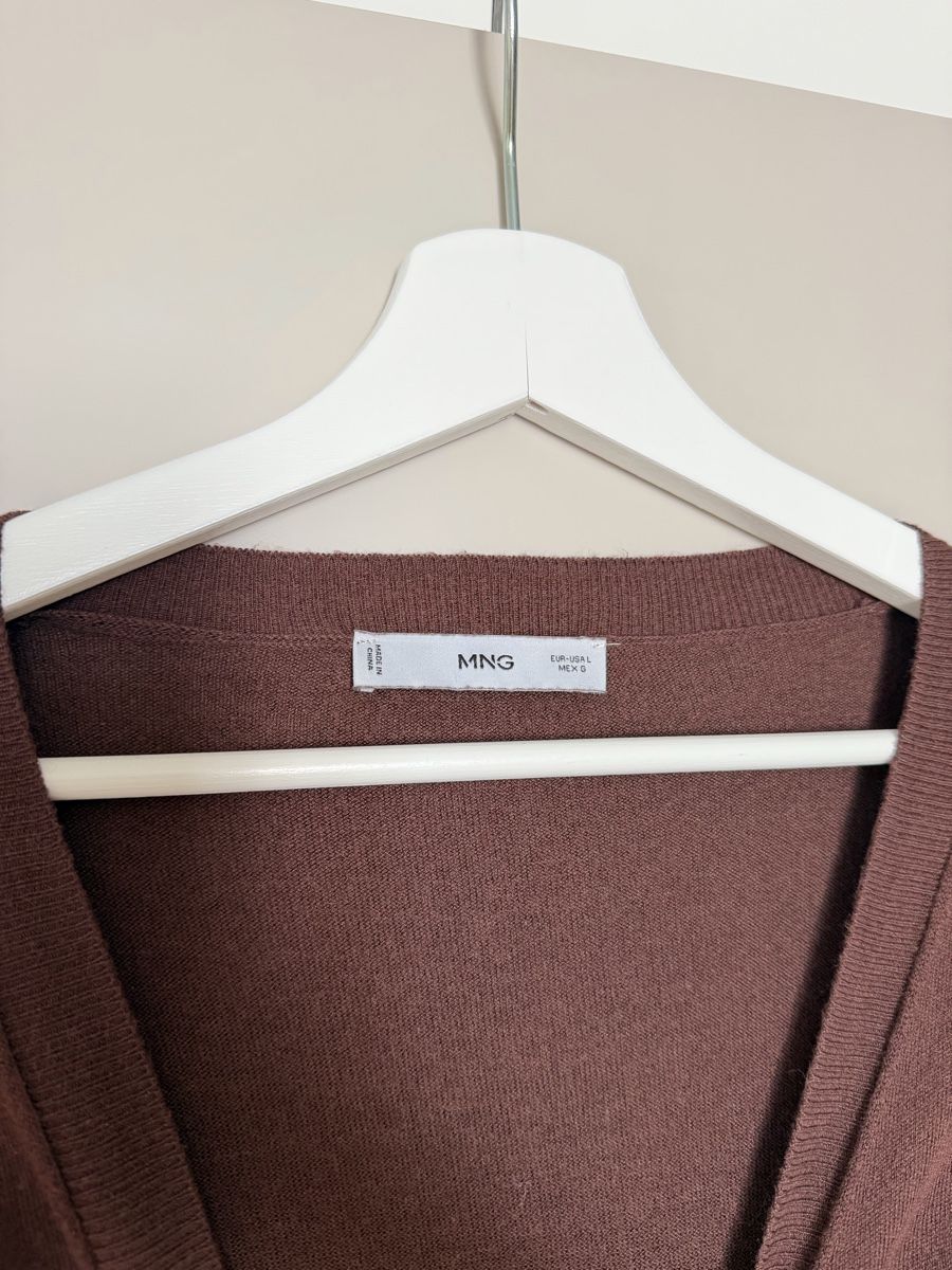 Mango Pullover & Sweatshirts: V-Neck Pullover – Gebraucht aus Kloten von preloved9 2