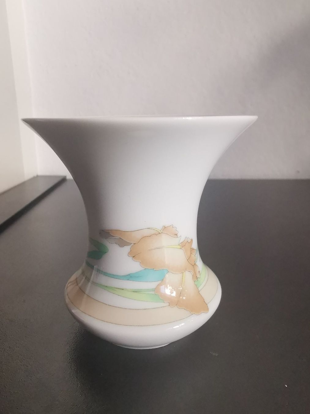 Hutschenreuther Vasen & Gefässe: Vase/ Blumenvase Hutschenreuther – Gebraucht aus Fribourg von SD1910 2