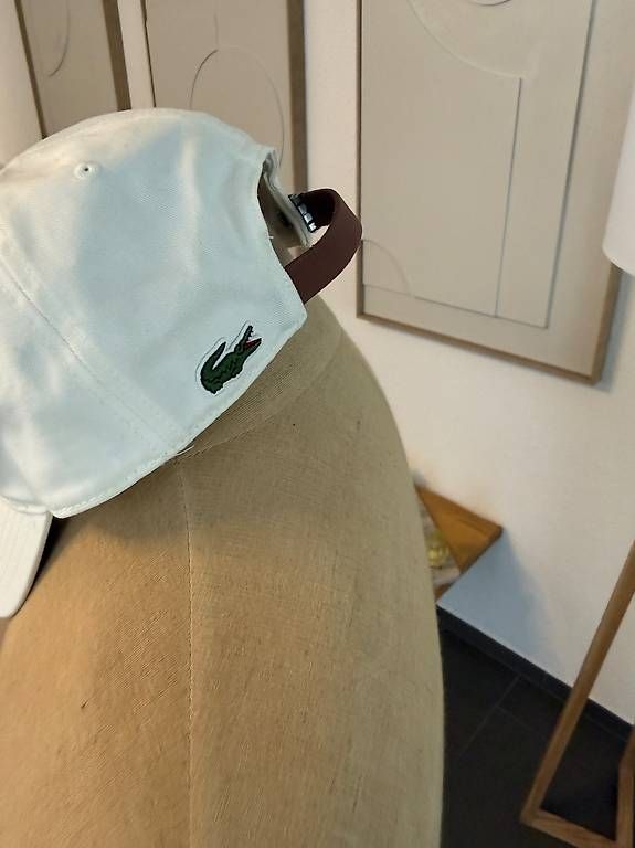 Chapeaux, bonnets & casquettes: Lacoste – D'occasion à Wallisellen par noelzul