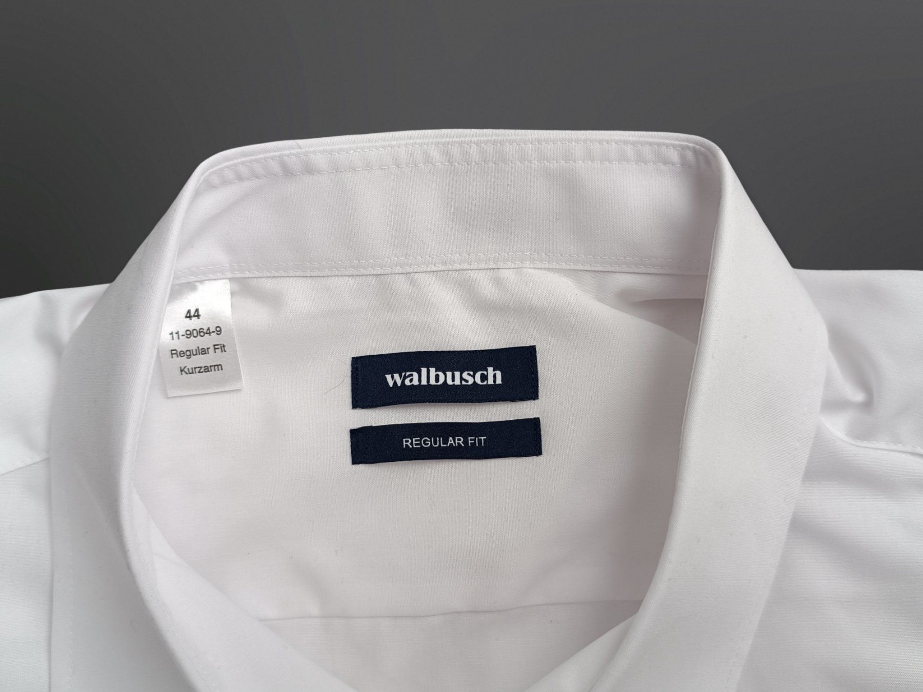 Walbusch Camicie: WALBUSCH Regular Fit Kurzarm Herren Hemd Gr. 44 – Usato da Suhr venduto da Restwert_Suhr 3