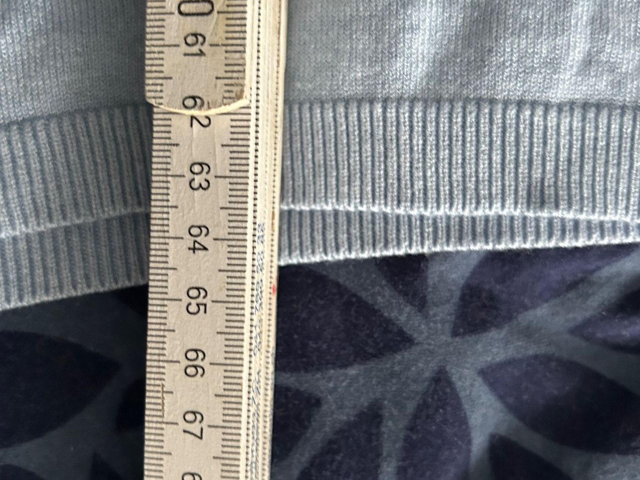 Pullover & Sweatshirts: Damenpulli Gr. xl – Gebraucht aus Obergösgen von Andre118 4