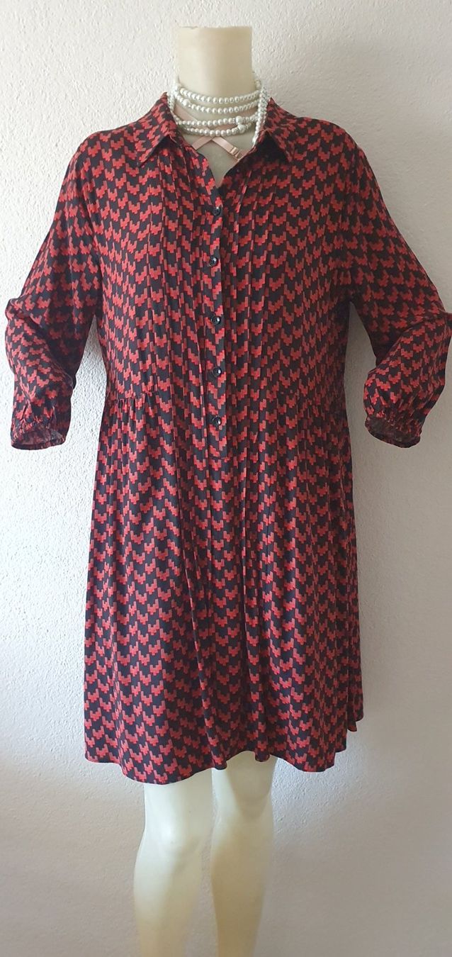 Comma Vestiti: COMMA Viscose Kleid gr40, dubliert Neuwertig – Usato da Niederbipp venduto da blu_jw7r
