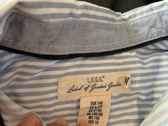 H&M Camicie, T-shirt & Polo: Hemd aus Baumwolle, Gr. 140 von H & M L.O.G.G. – Usato da Beromünster venduto da msklef 2
