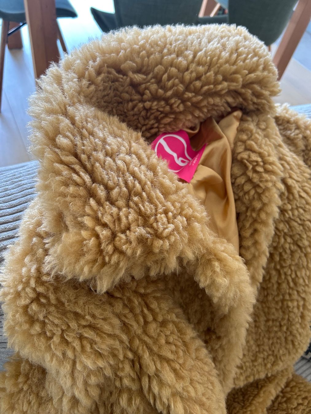 Manteaux: Statement Teddymantel Camel Grösse S wie neu – D'occasion à Zürich par reb_f5mg