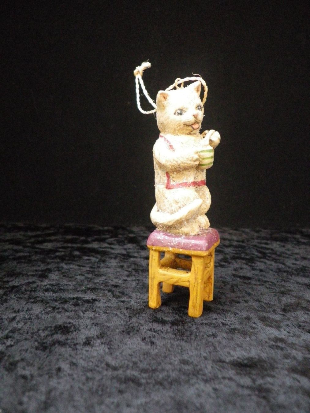 Statuette: Sammlerstück Katze auf Stuhl – Usato da Reinach BL venduto da Annodomini 4