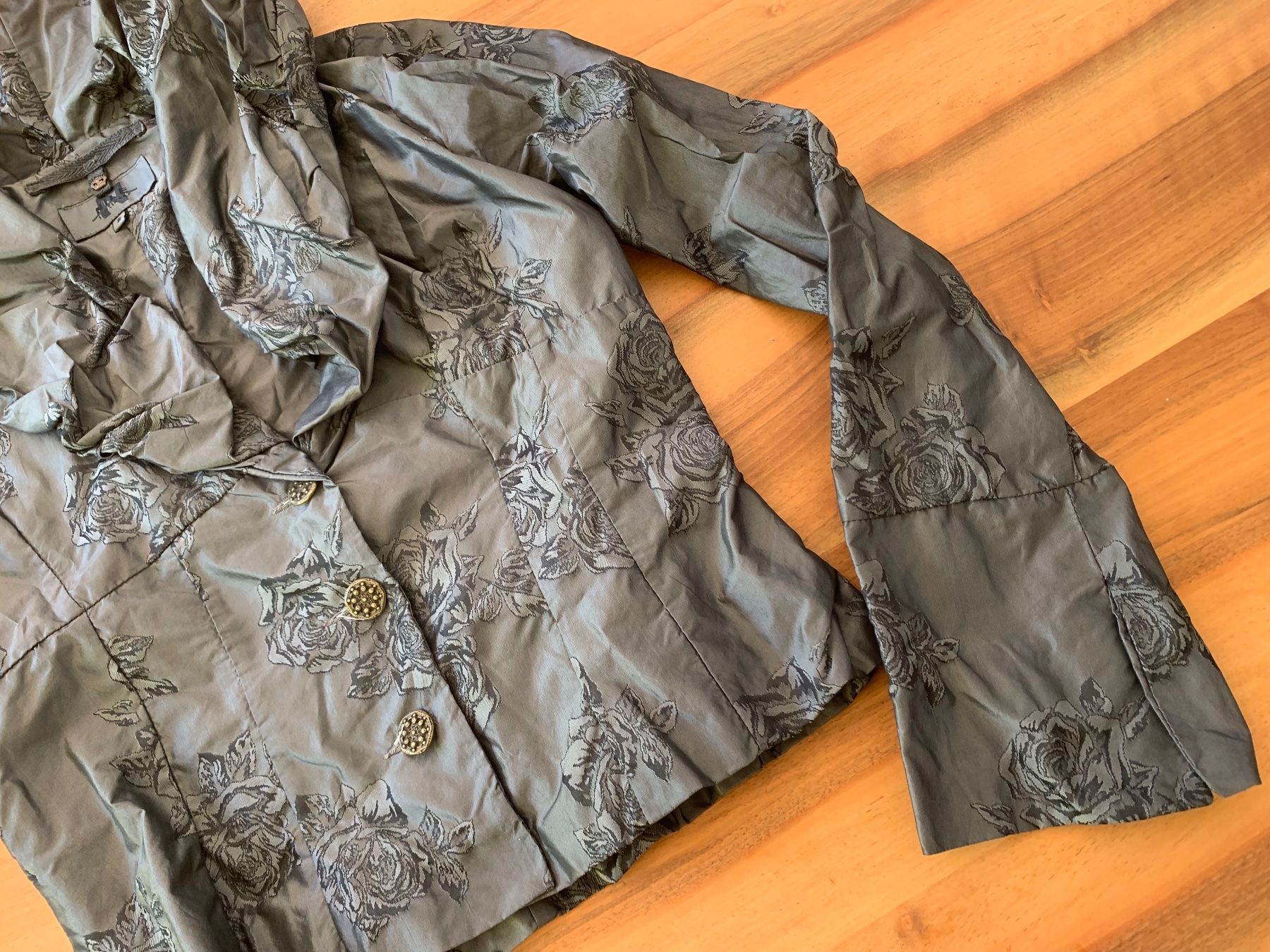 Nile Giacche: NILE Blazer / Jacke Anthrazit glänzend Rosen Grösse S – Nuovo (secondo la descrizione) da Meiringen venduto da snahhanssnah 1