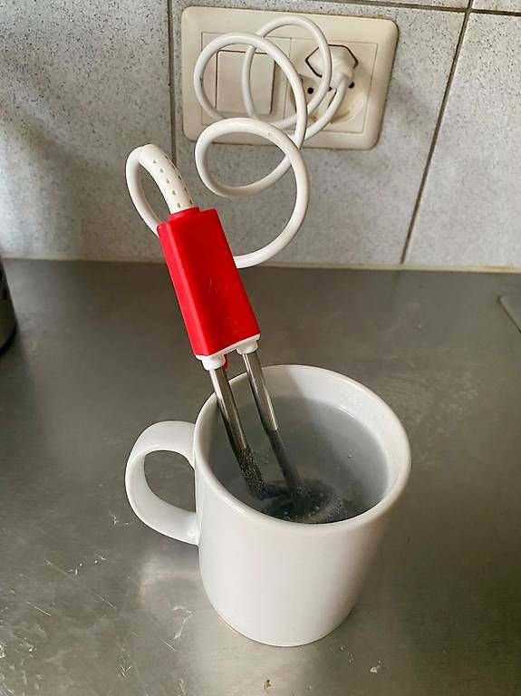 Appareils de cuisine: Thermoplongeur rouge – D'occasion à Neuchâtel par duprazs 4