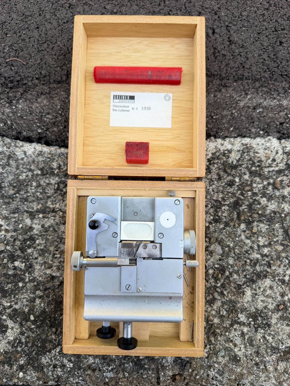 Tous les outils: Greiner Pitonnierblock, Bloc a Pitonner – D'occasion à Worblaufen par chronyves 2