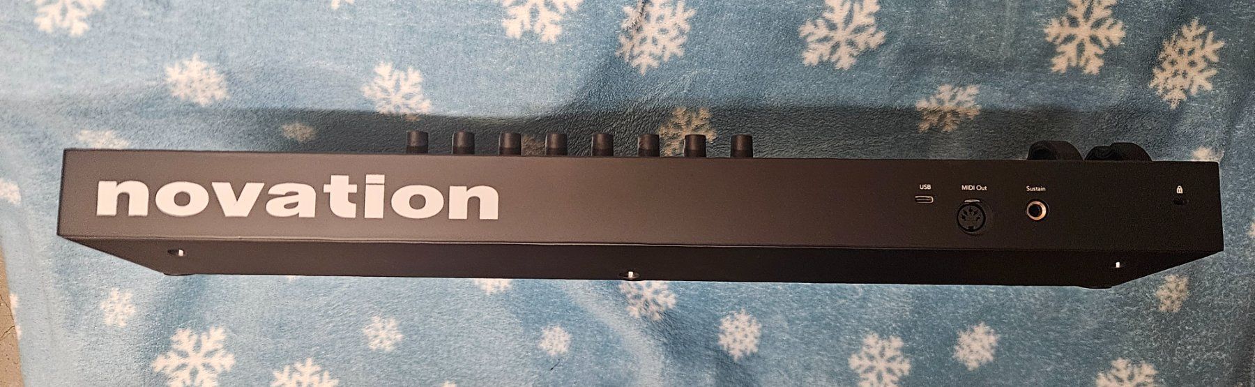 Novation Strumenti musicali: novation Launchkey 37 Mk4 – Nuovo (secondo la descrizione) da Bern venduto da mezok 1