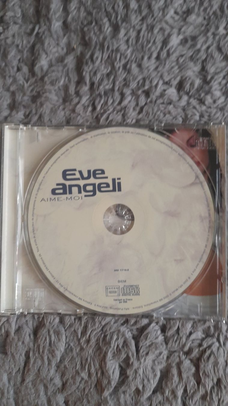 CD: EVE ANGELI    AIME-MOI    CD – Usato da Wetzikon ZH venduto da Ramones01 2