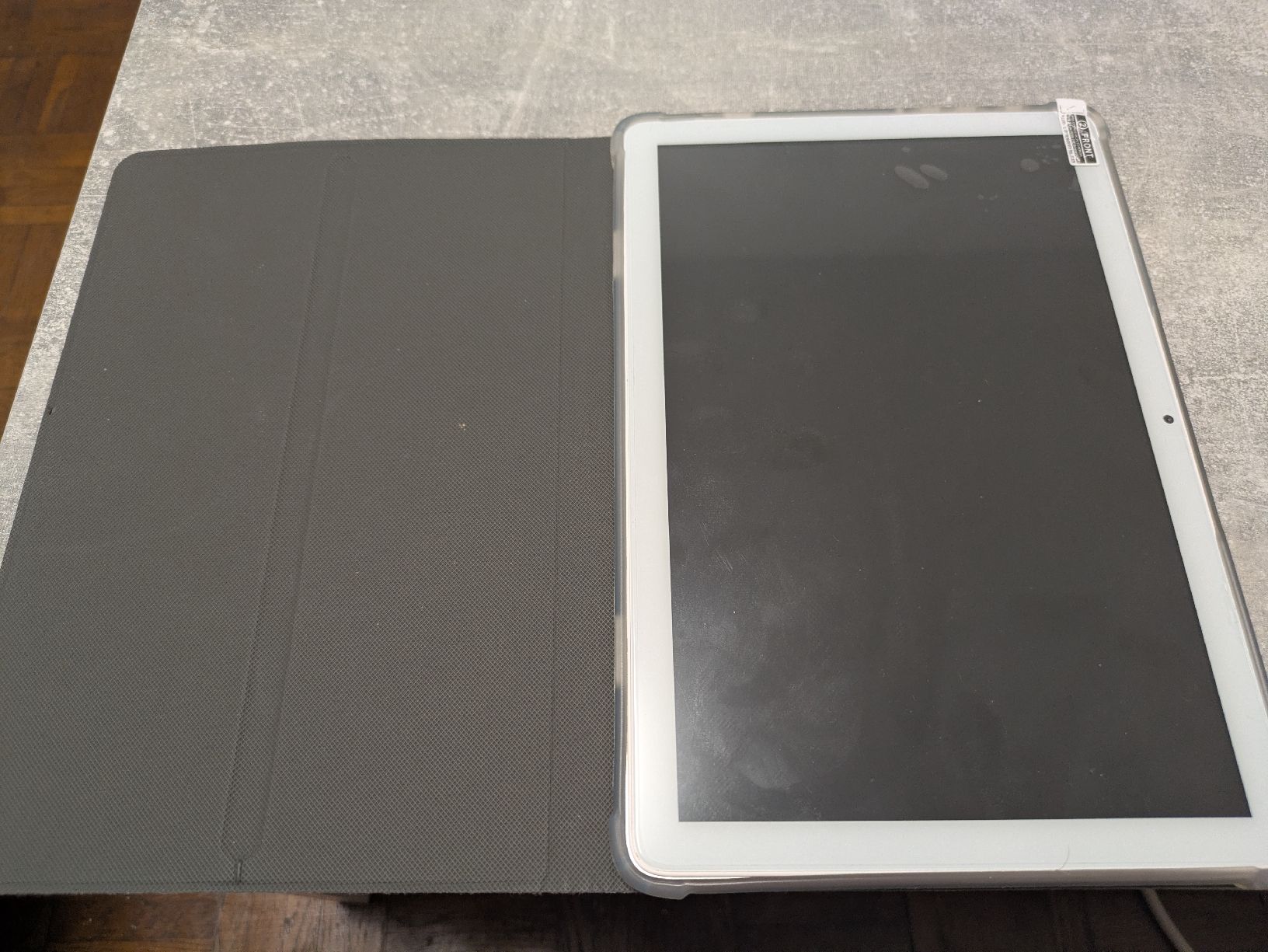 Tablet PC: Tablet Feonal android con tastiera, mouse e cover – Usato da Bellinzona venduto da veg_xcg5