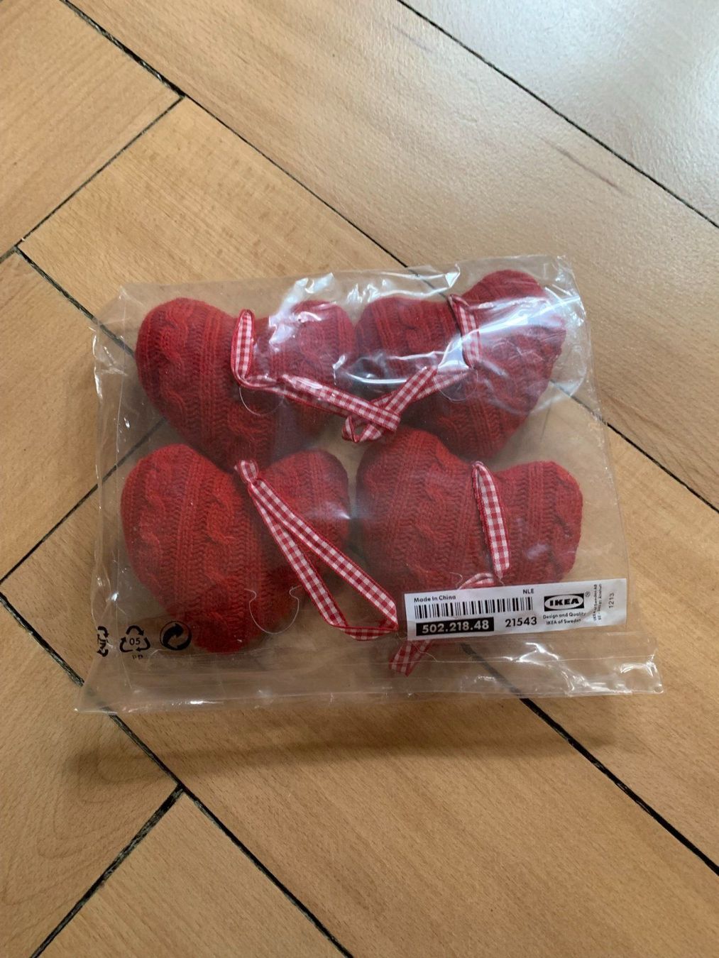 Ikea Tutte le decorazioni: IKEA - Stoff Herzen rot NEU – Nuovo e nell'imballaggio originale da Zürich venduto da Diazaio 1