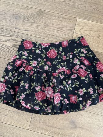 Mini jupe ballon noire/fleurs