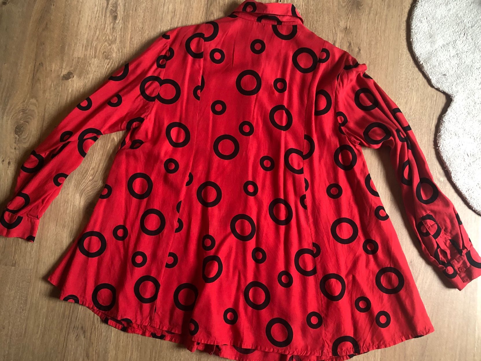 Mexx Camicette: Vintage Mexx Bluse M/38 (Versand 3.- / Port 3.- CHF) – Usato da Lausanne venduto da MademoiselleZuzu 2