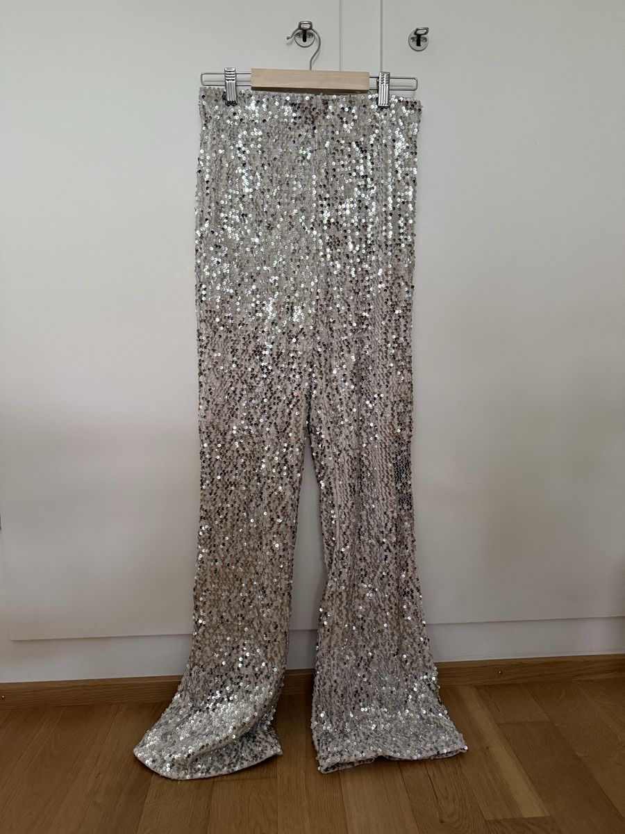 Pantalons: Les Jumelles Sequin Flared Trousers – New – Neuf avec emballage d'origine à Zürich par eve_m2gr 2
