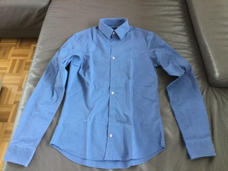 gepflegtes Hemd blau