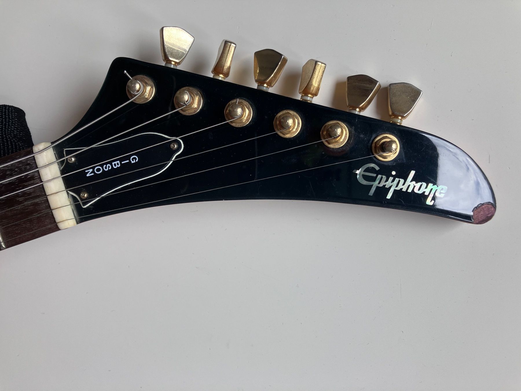 Epiphone Musikinstrumente: Epiphone '58 Explorer (Korea) inkl. Koffer & Security Locks – Gebraucht aus Luzern von Madvibe 3