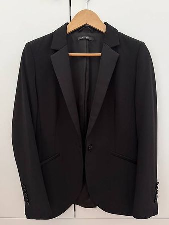 Chic Business Blazer