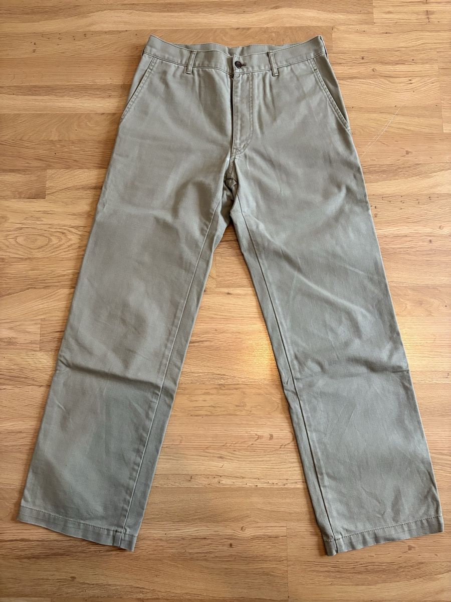 Comme Des Garcons Pantalons: Comme Des Garçons Hosen – D'occasion à Basel par miauu__