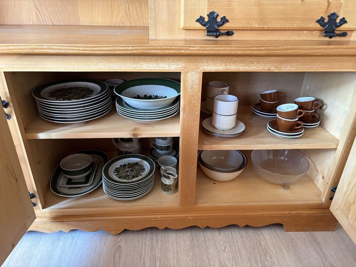 Buffets: Holzbuffet – D'occasion à Oberembrach par elf29 2