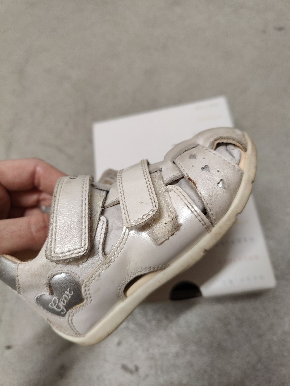 Geox Scarpe per ragazze: Sommer Kinderschuhe Geox 22 – Usato da Bern venduto da linouma 1