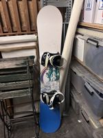 Atomic Tika Snowboard 151cm / Bindung Santa Cruz, Grösse M