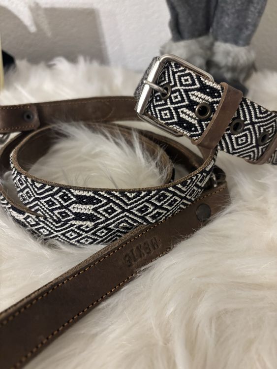 Halsband für Schafe und Ziegen, 50cm - Tierzuchtgeräte - Weidezaun - Schäfereibedarf - Der Shop für Tierhalter aus Dortmund Halsband für Schafe und Ziegen, 50cm - Tierzuchtgeräte - Weidezaun - Schäfereibedarf - Der Shop für Tierhalter aus Dortmund