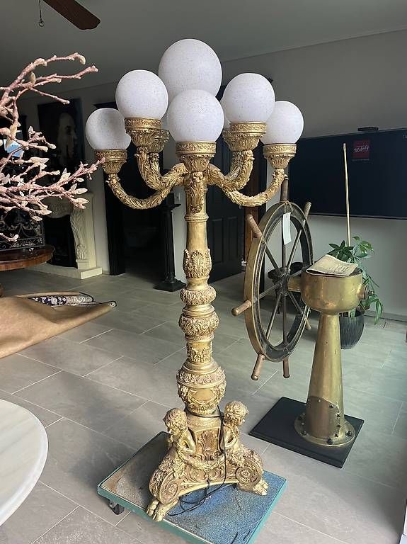 Lampade: Stehlampe Engel – Usato da Spreitenbach venduto da Mumperdinger 4