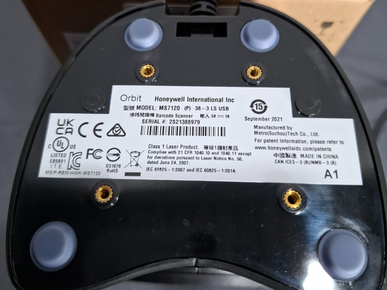 Honeywell Scanner: Honeywell Orbit 7120 Scanner code-barre omnidirectionnel USB – Nuovo e nell'imballaggio originale da Villars-Ste-Croix venduto da pau_8fls 2
