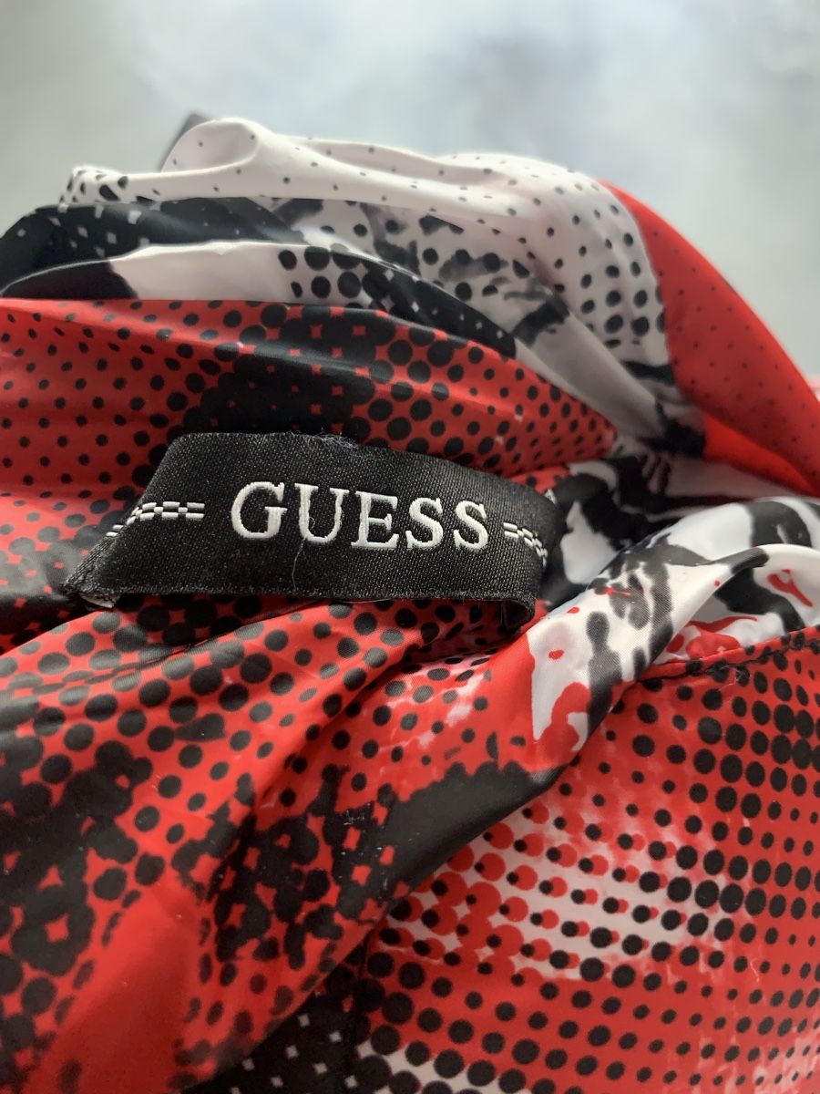 Guess Cappotti: Guess Wendemantel - neuwertig - top - Gr. M – Nuovo (secondo la descrizione) da Sargans venduto da Rohan12 7