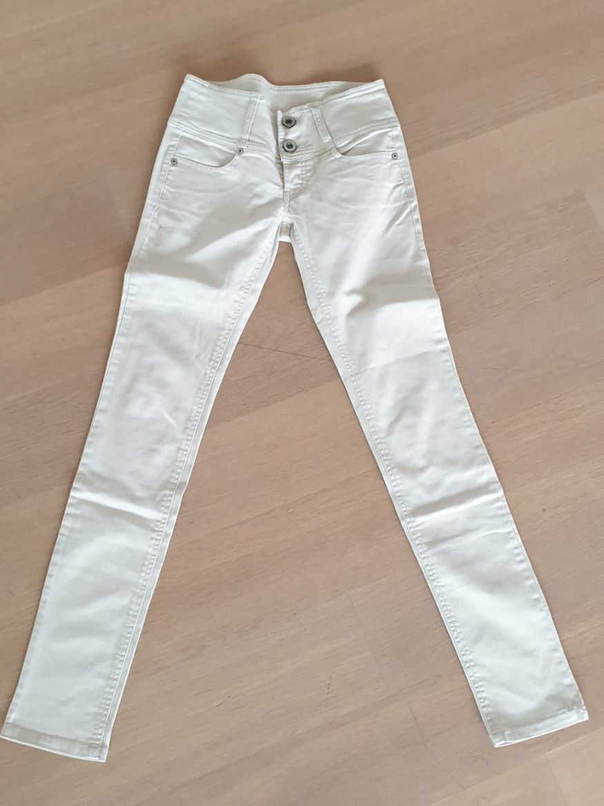 Pantalons: Hose – D'occasion à Amlikon-Bissegg par Schnuefeli4