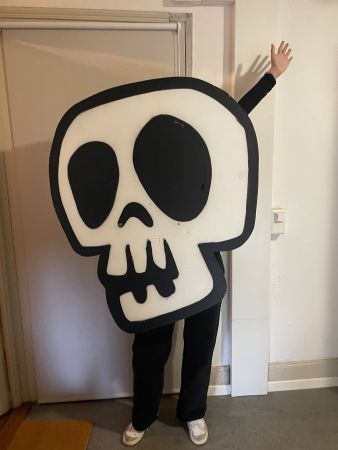 Totenkopf Schild, Kostüm, Graffiti Kunstobjekt, Helloween