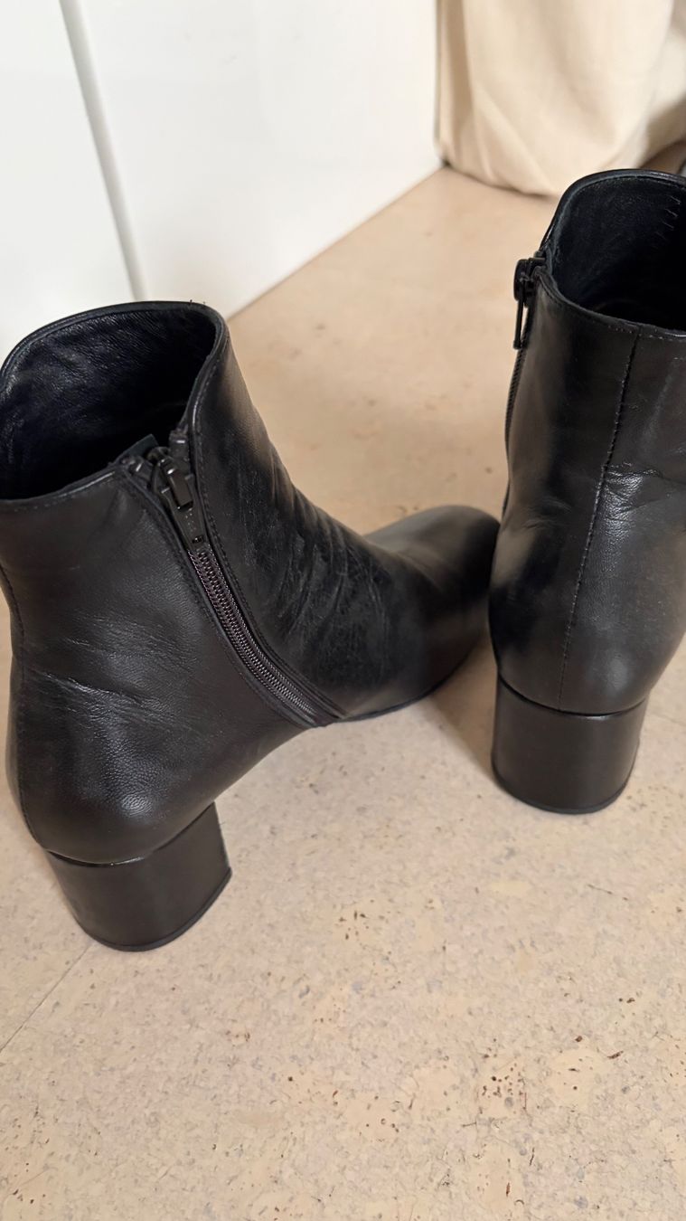 Scarpe da donna: Damen Stiefeletten schwarz – Usato da Wollerau venduto da sid_g2jc 2