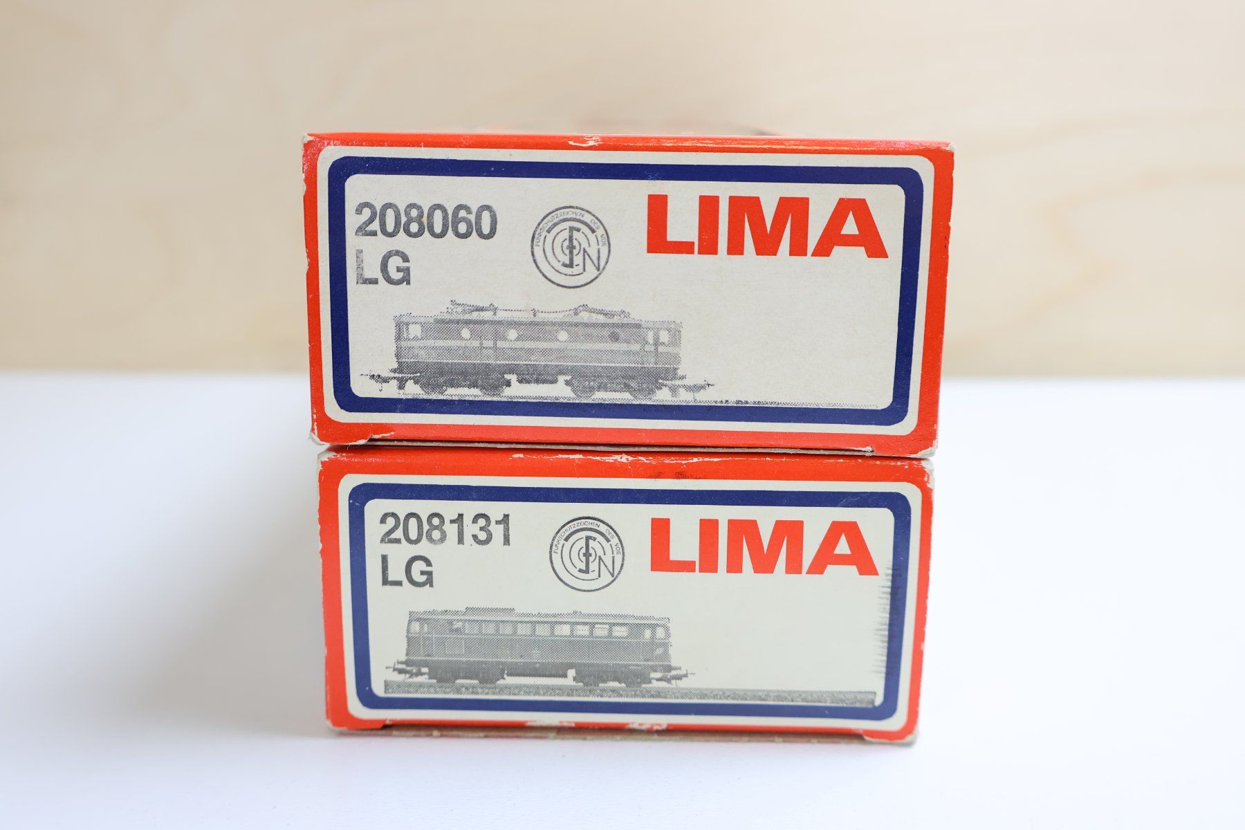 Lima Modellini di ferrovie: Lima Doppelpack ÖBB E-Lok + Diesellok H0 DC – Usato da Winterthur venduto da Monstera 9
