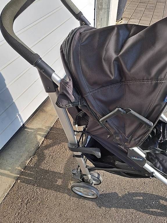 Kinderwagen: Poussette Chicco noir – Gebraucht aus Bulle von MDJalf