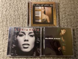 3x Alicia Keys