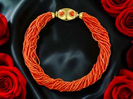 Nachlass Edita Gruberová, Korallen - Diamant - Collier