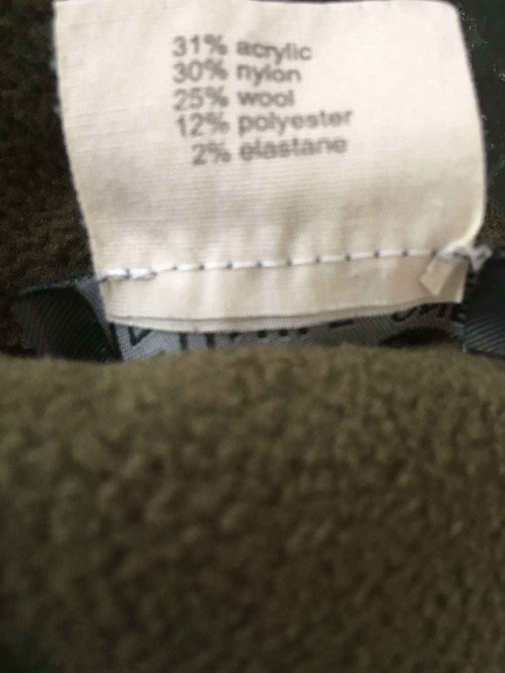 Nile Copricapi, berretti & cappellini: Set NILE Strickloop und Mütze – Usato da Muotathal venduto da robin40 3