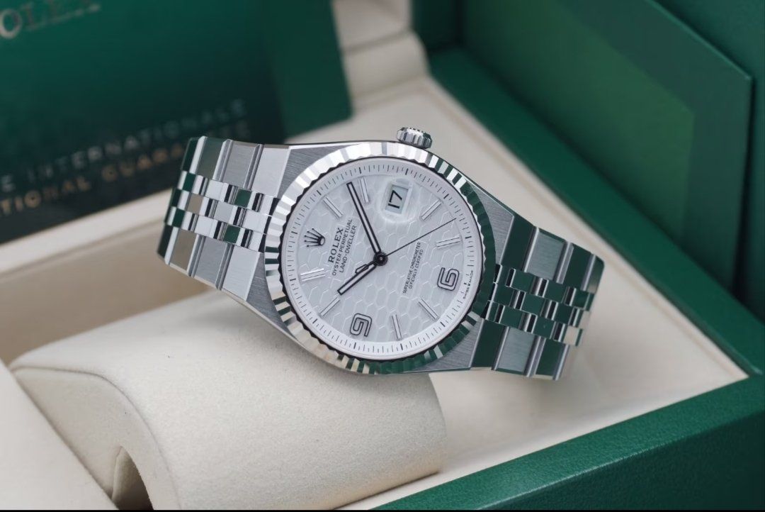 Rolex Orologi: Rolex Land-Dweller 40 mm Neu – Nuovo (secondo la descrizione) da Klosters Dorf venduto da Baky61 1