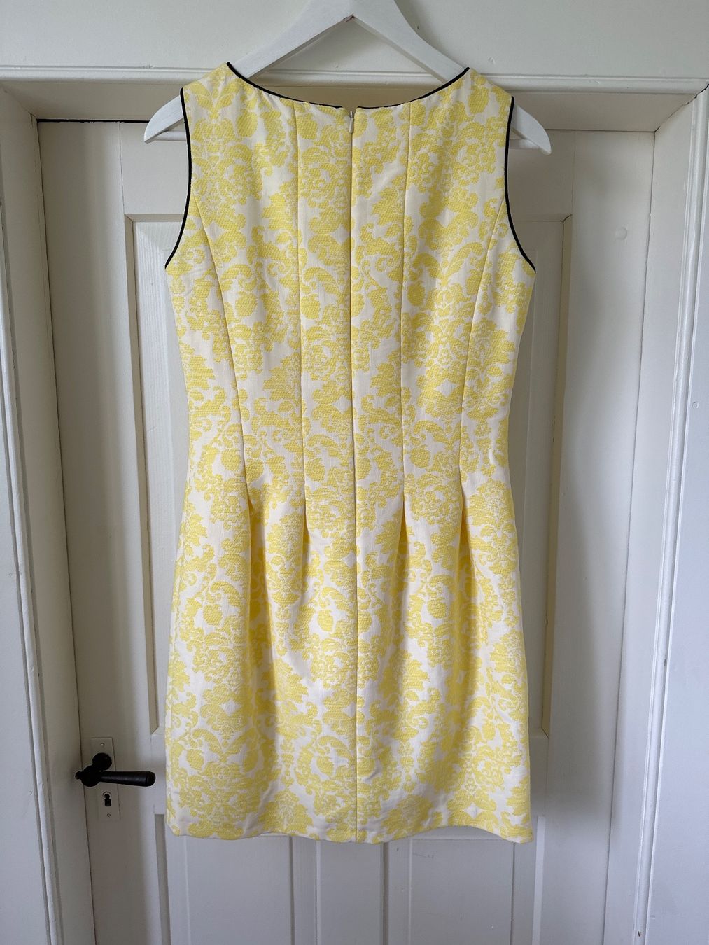 Kleider: COAST | Cocktailkleid Grösse 34 – Gebraucht aus Unterwasser von eka_9dvq 3