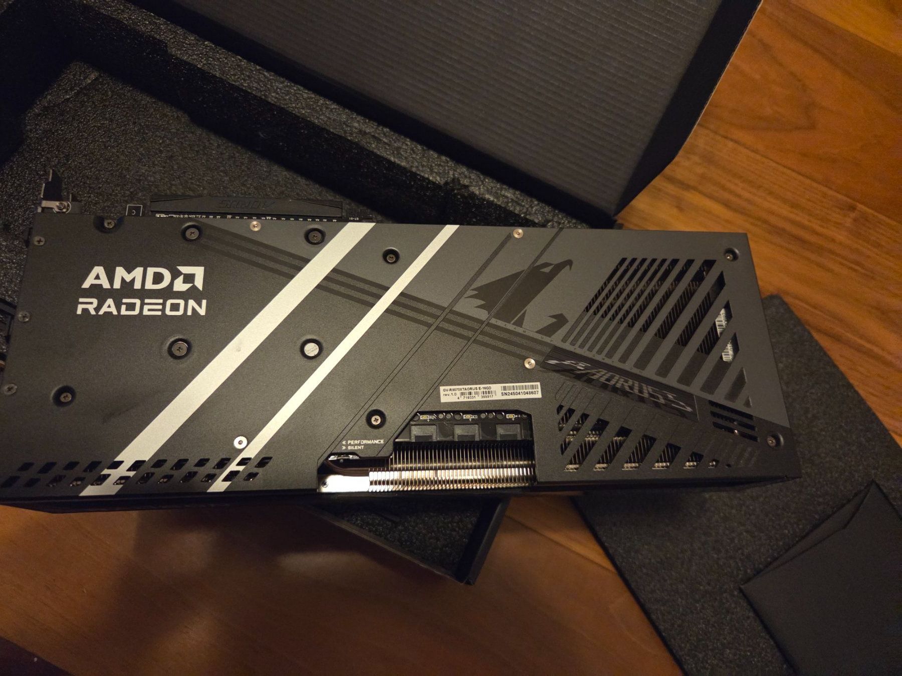 Amd Cartes graphiques: RX 9070 XT Aorus Elite – D'occasion à Oberriet SG par aagraber 4