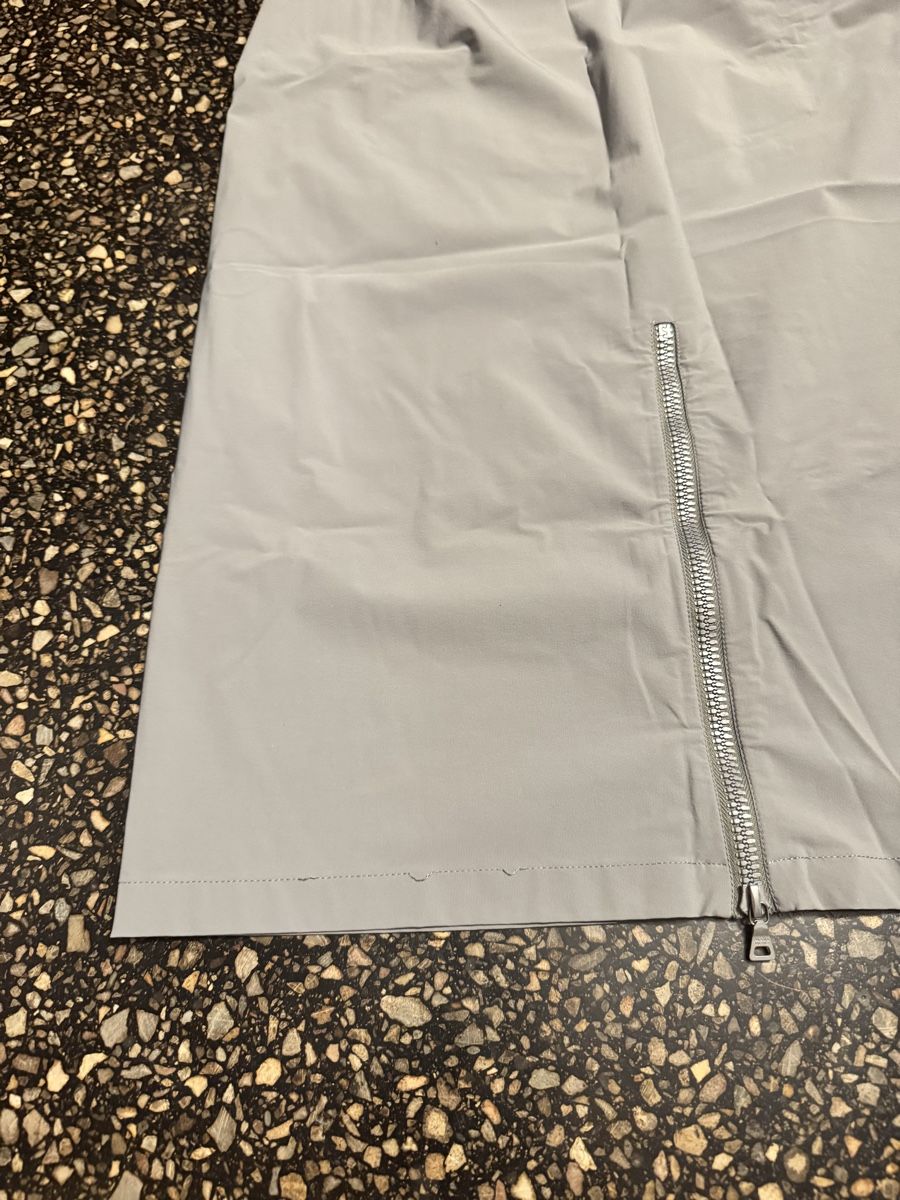 Prada Gonne: Prada grey midi skirt size IT42 / eu 38 – Usato da Zürich venduto da gva_r9gs 7