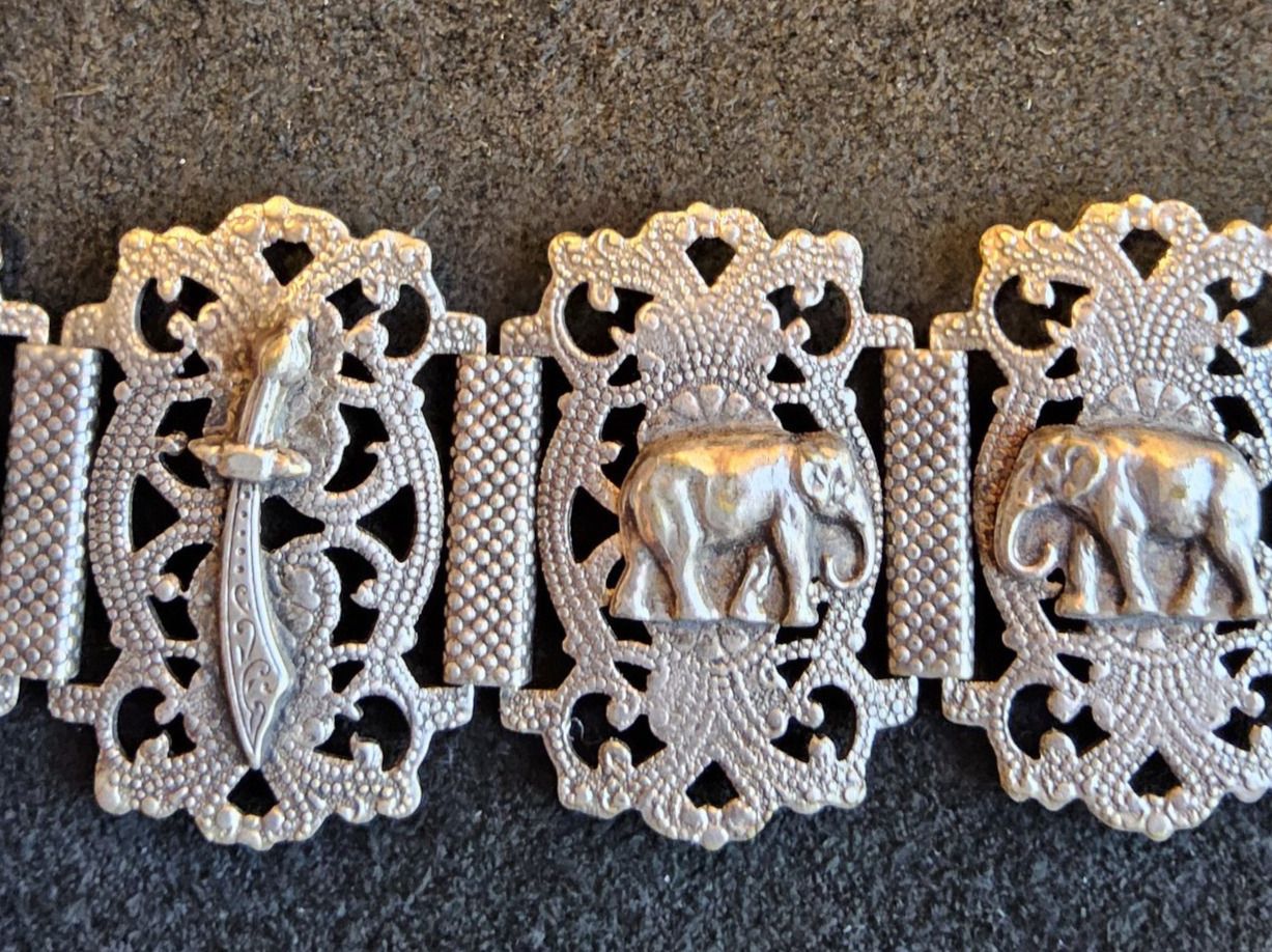 Bracciali & Braccialetti: Orientalisches Silber Armband ca 1930 – Usato da Zürich venduto da helsan