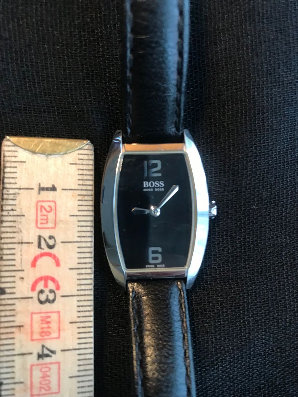 Hugo Boss Uhren: Damenarmbanduhr Hugo Boss – Gebraucht aus Küttigen von ugu_f2lm 1