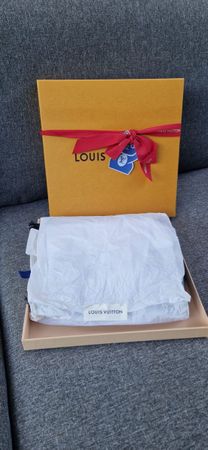 Original Louis Vuitton Schal in Original Box