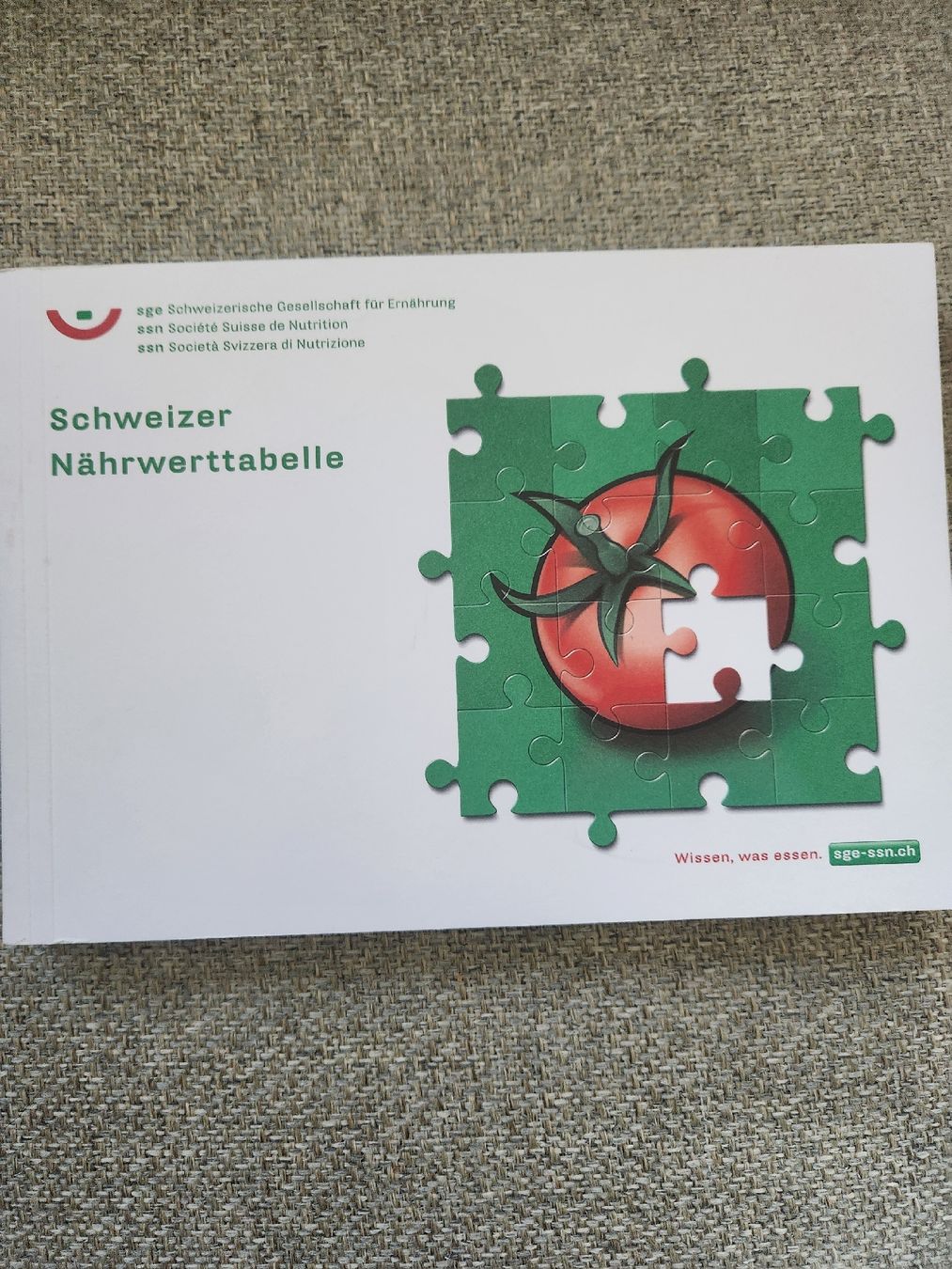 Libri: 3 Ernährungsratgeber: "Im Gleichgewicht" uvm. – Nuovo (secondo la descrizione) da Schlieren venduto da est_b2px 5