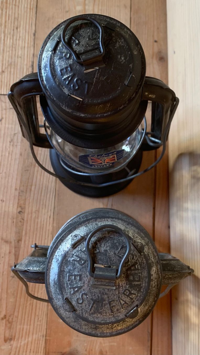 Lampes & Eclairage: 2 Petrollaternen Chalwyn der CH Armee – D'occasion à Goldingen par Bergler012 4