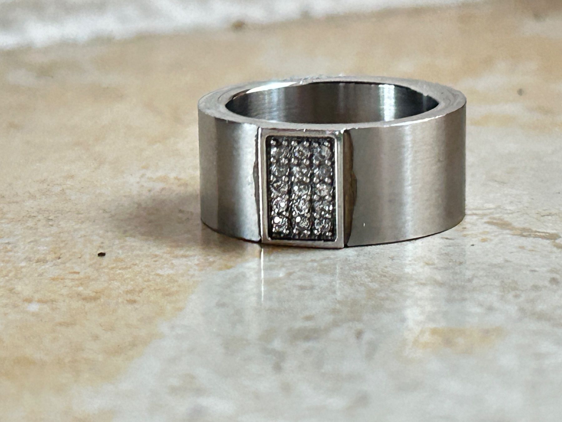 Anelli: Edelstahlring mit Zirkonia, Gr. 55.5 – Usato da Laufen venduto da Bellebellezza 6