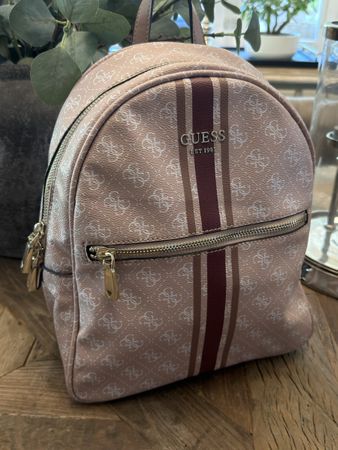 Guess Rucksack rosa schwarz